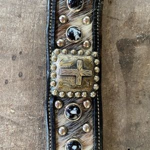 Diamond D Leather- Black leather, Silver conches